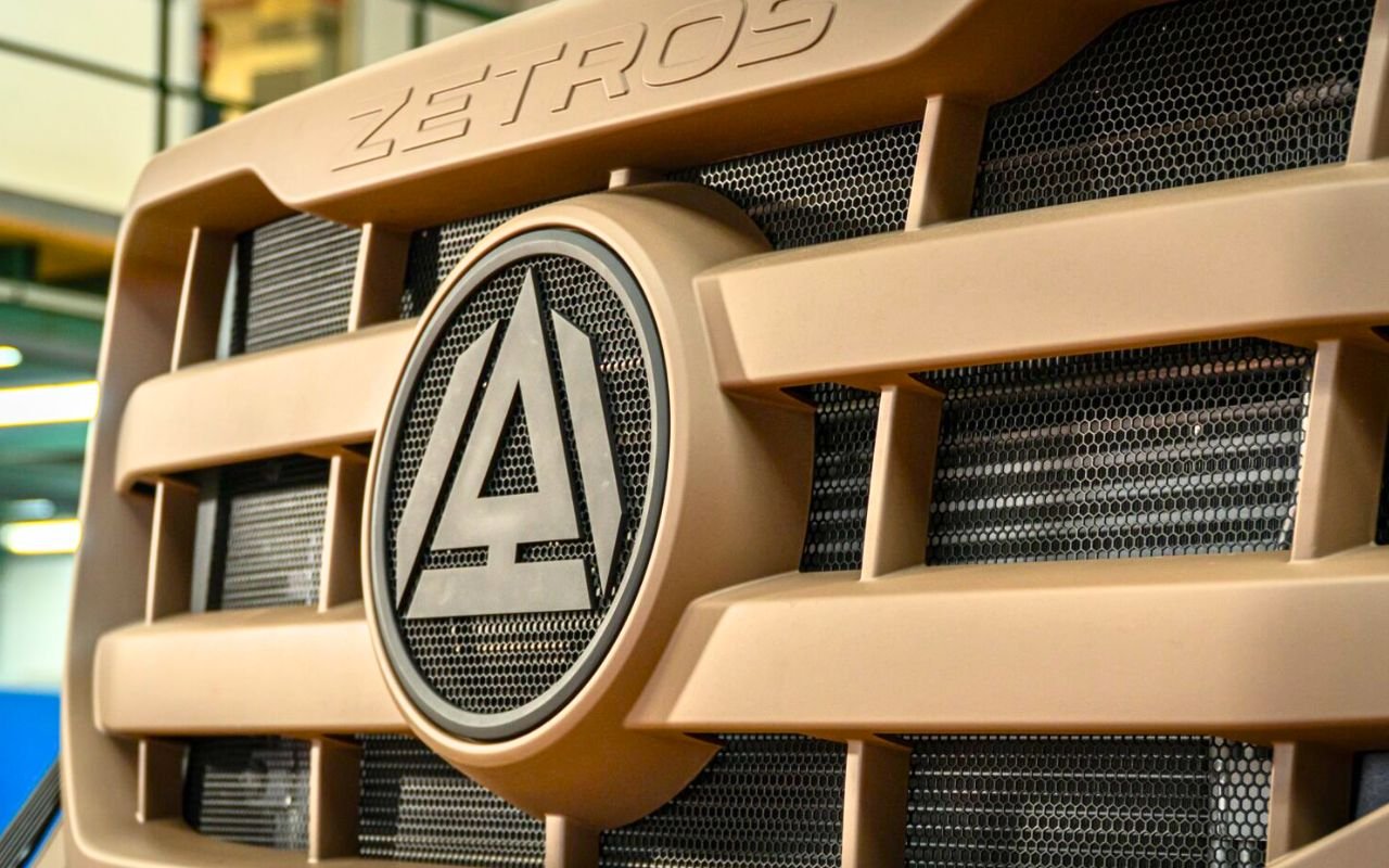 Daimler truck is teaming up with Quantum Systems to build quantum-enhanced autonomous trucks, and it could rewrite how logistics fleets make decisions