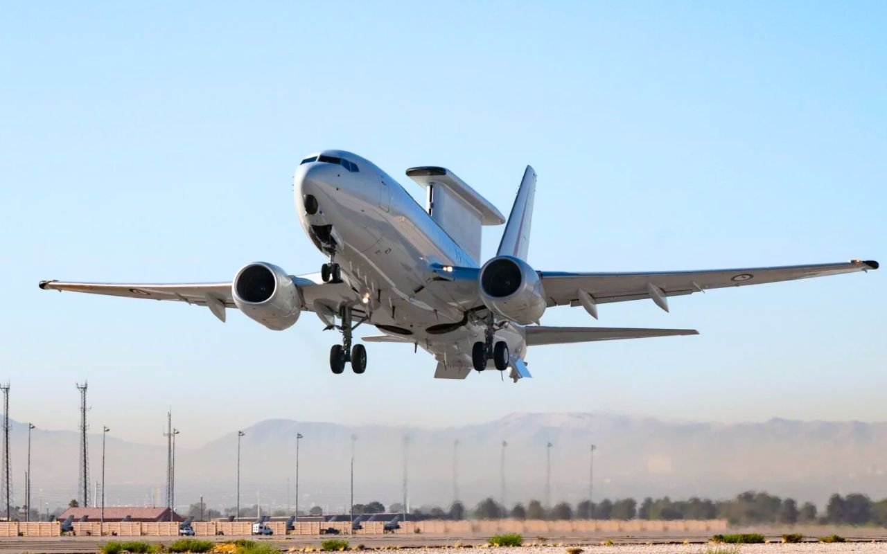 The U.S. Air Force is betting €2.3 billion on Boeing’s E-7A Wedgetail, turning two rapid prototypes into the new nerve center for air battle management